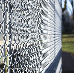 Chainlink fence [ 2inchsize  by 10 _11_12_13 gauge]