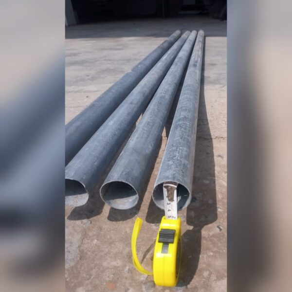 galvanized poles 1,5 inch dia by 8 feet hight